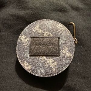 Brand new coach pouch/mini purse with clip